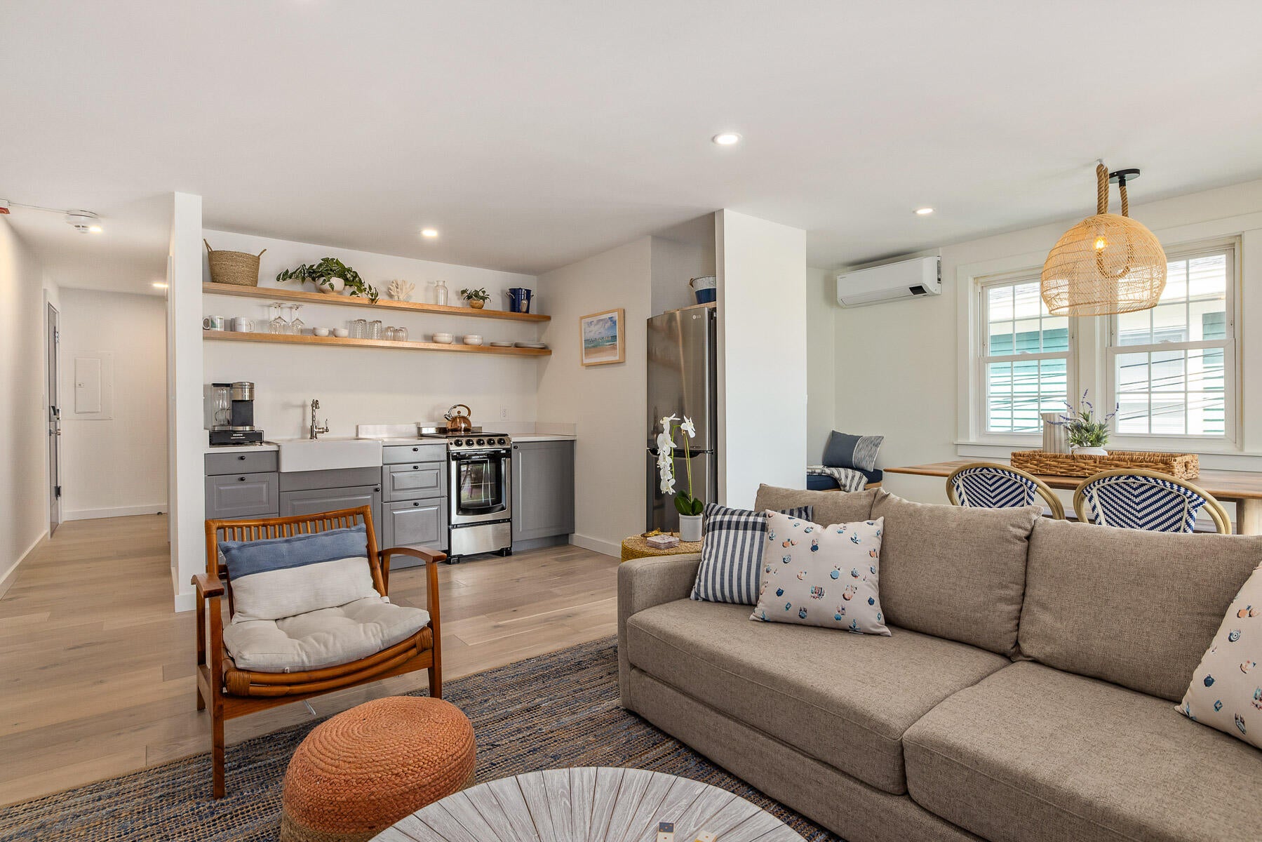 20 Shore Road 2C