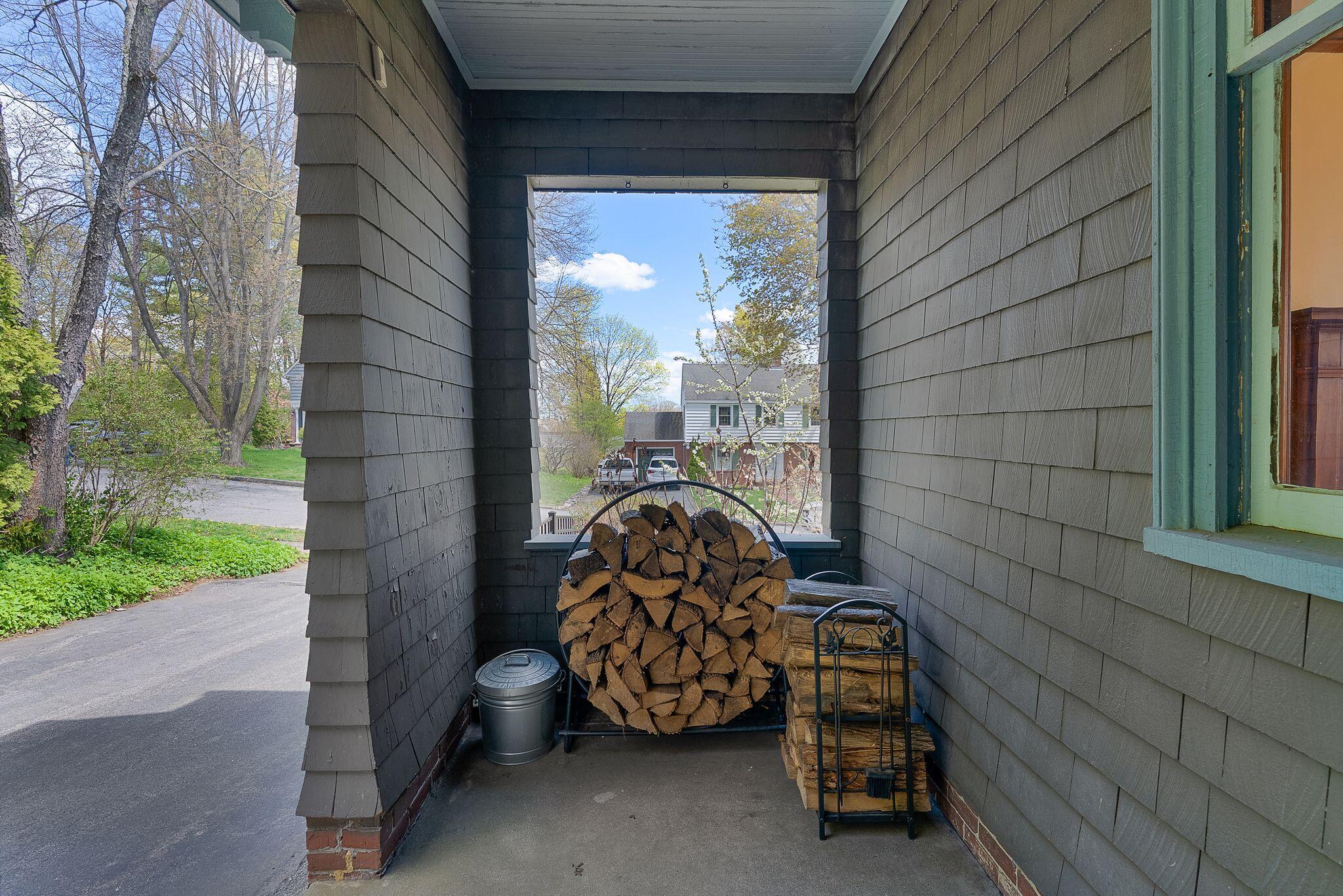 160 Craigie Street
