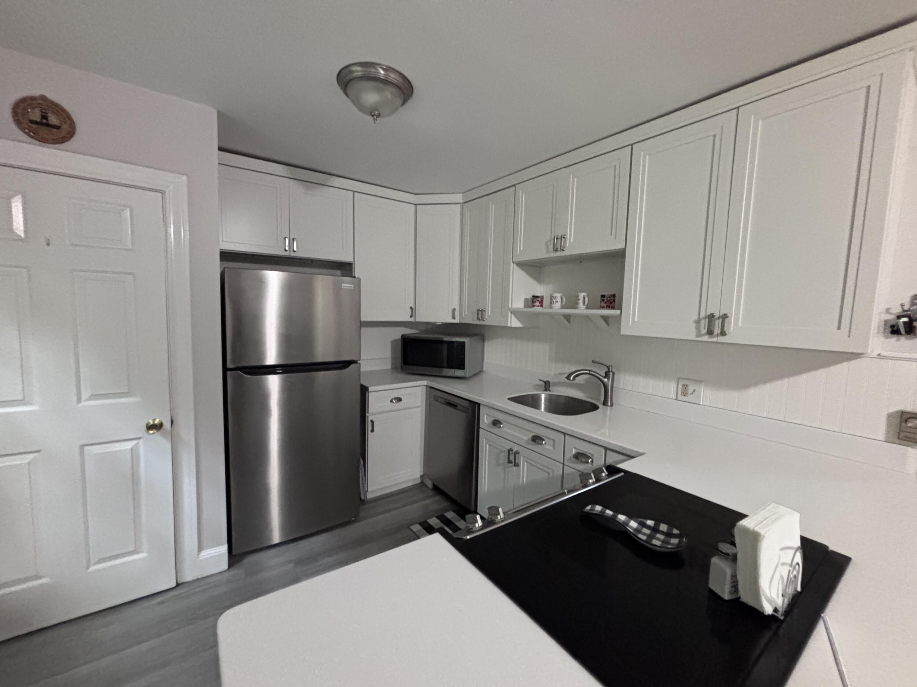 24 Wood Pond Lane 24