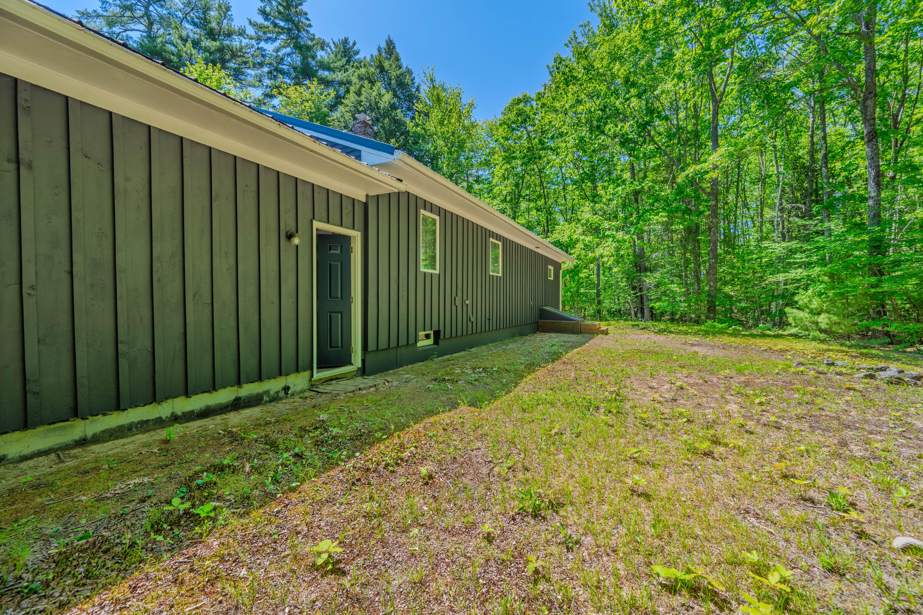 81 Babbidge Road