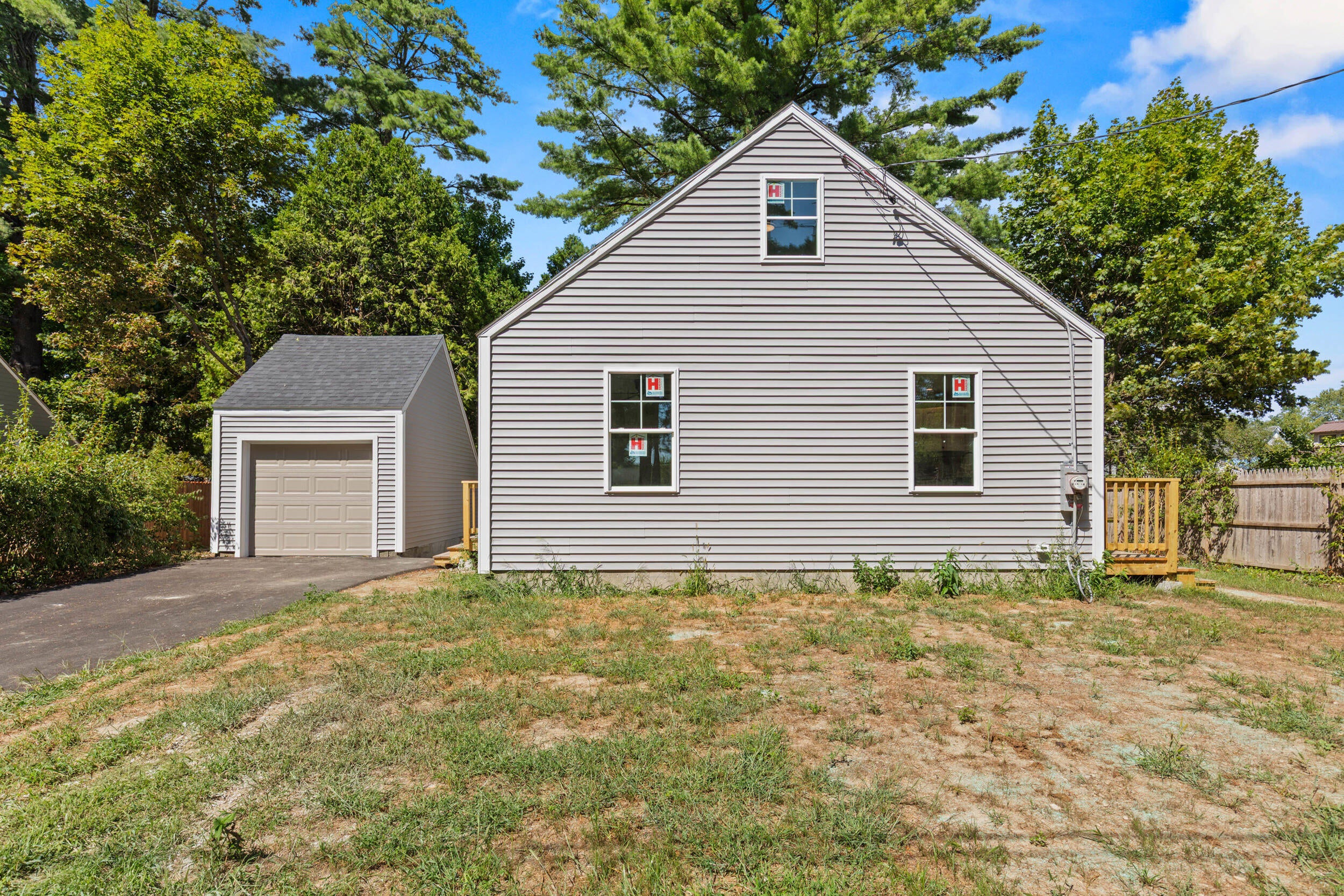 27 Chamberlain Avenue