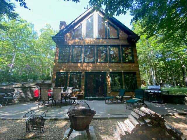 Photo of 7 Lakeview Circle, Frye Island, ME 04071 (MLS # 1668227)