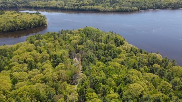 39 Lower Oak Point Road