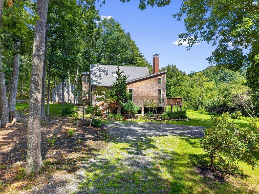 221 Shore Road