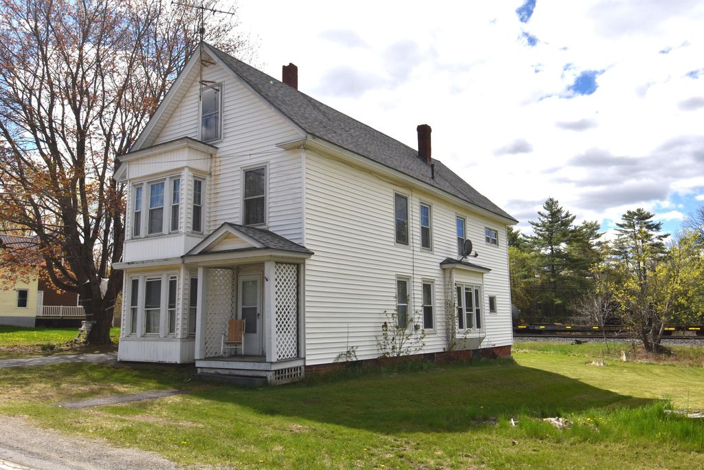 Photo of 265 Hunnewell Avenue, Pittsfield, ME 04967 (MLS # 1665511)