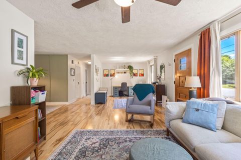 Photo of 11 Southgate Avenue, Biddeford, ME 04005 (MLS # 1666296)