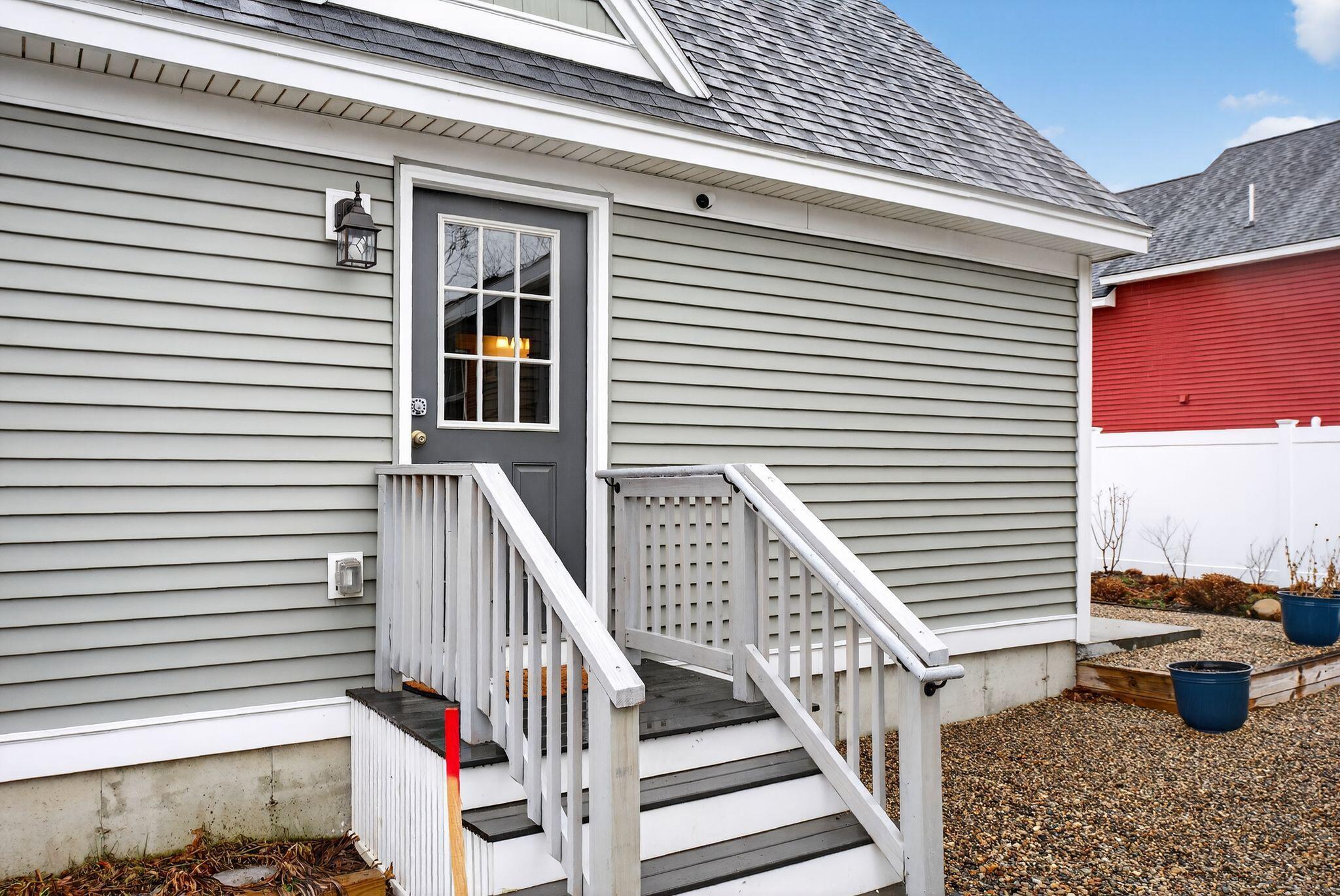 994 Portland Road 6