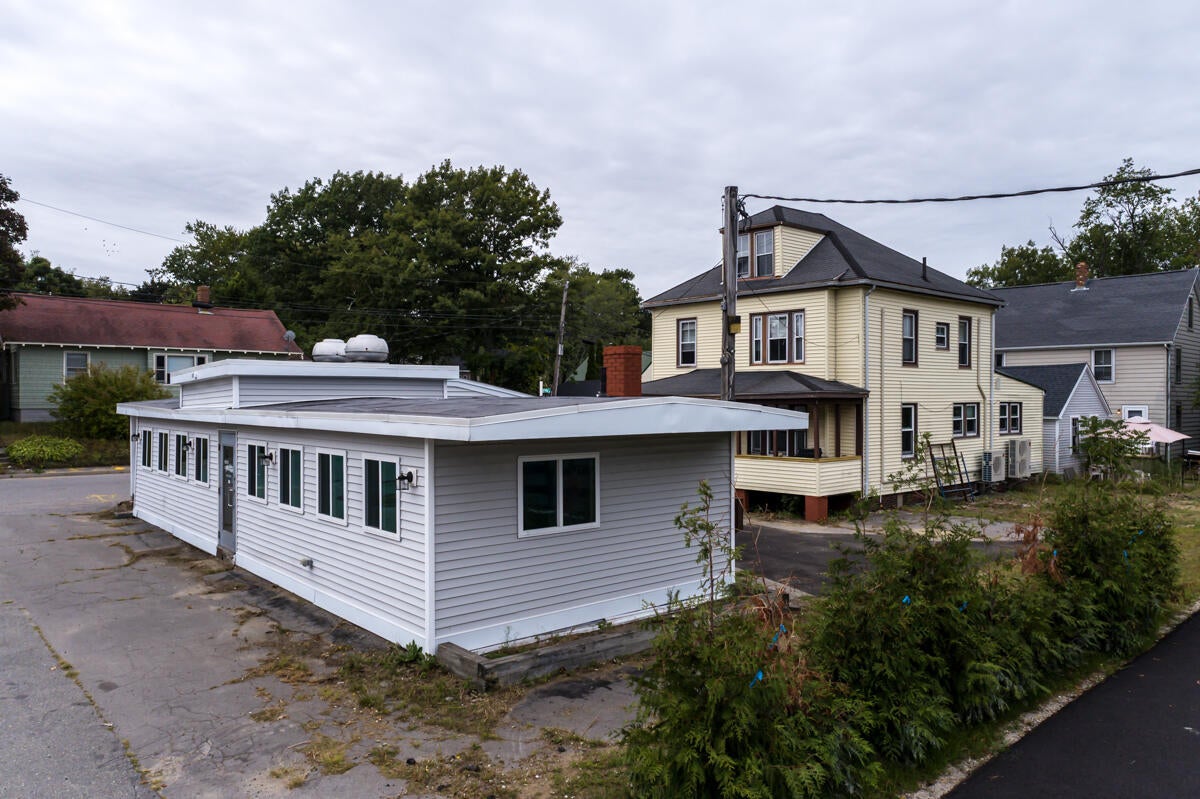 449 Main Street