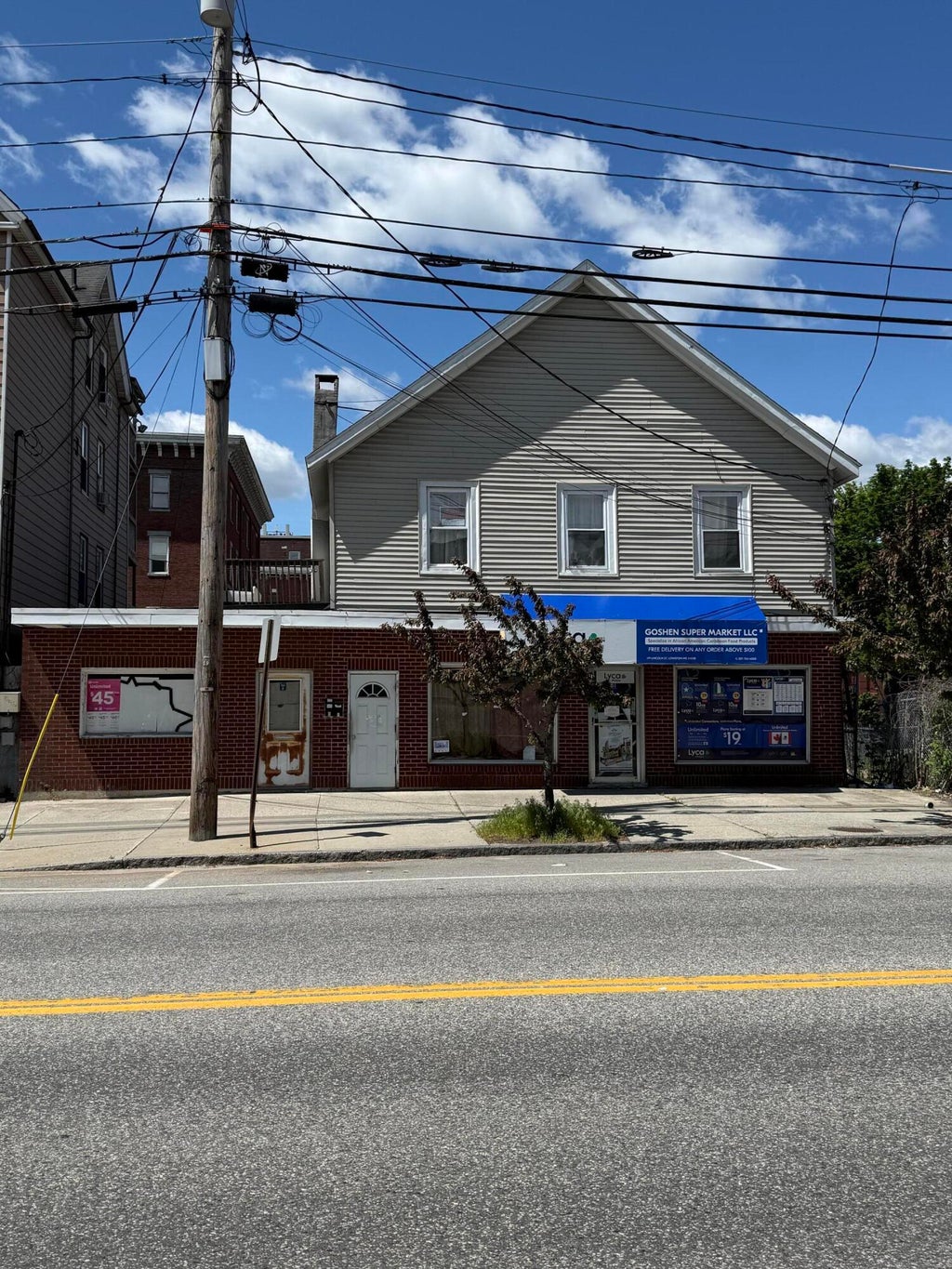 Photo of 179 Lincoln Street, Lewiston, ME 04240 (MLS # 1664807)