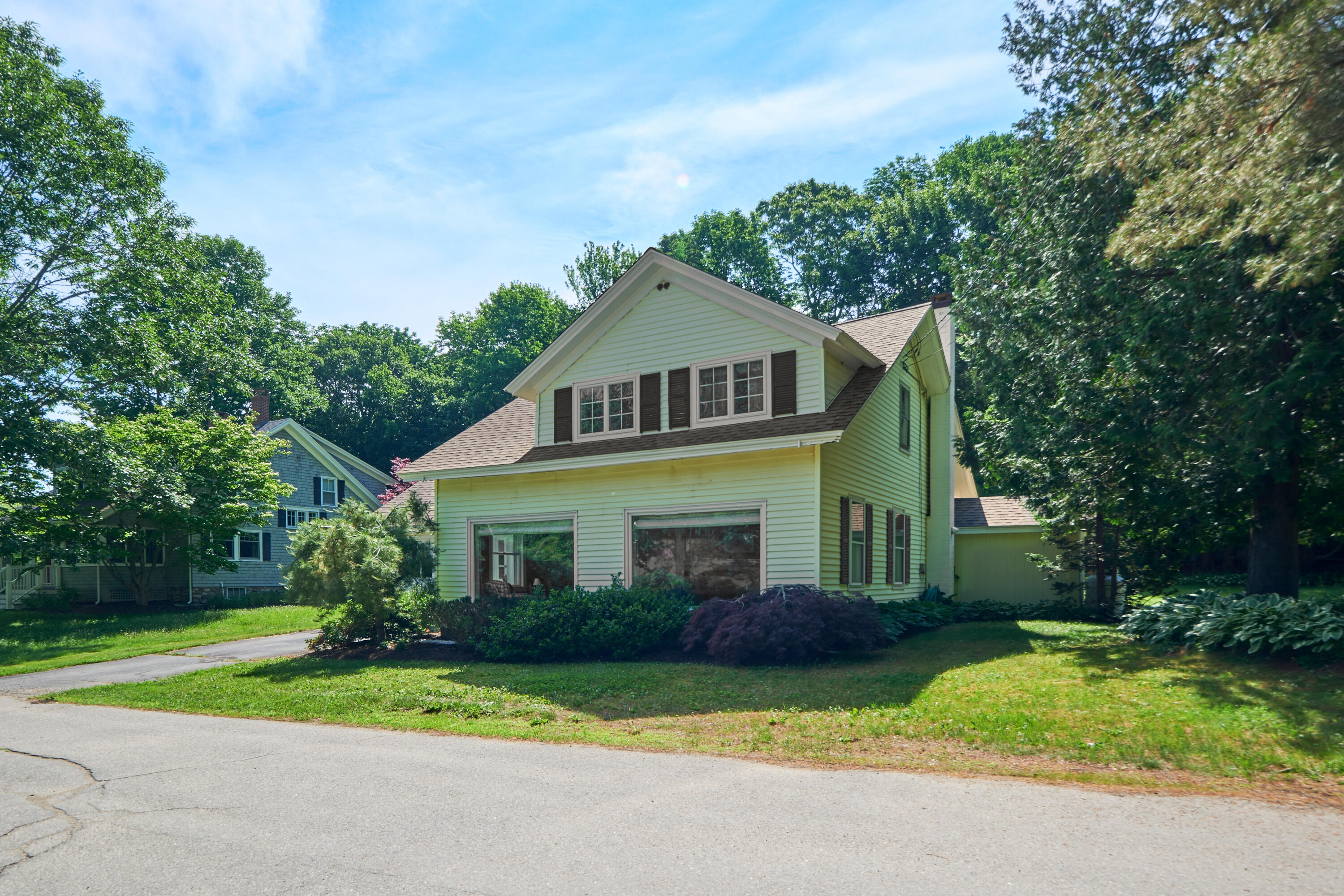 6 Highland Avenue