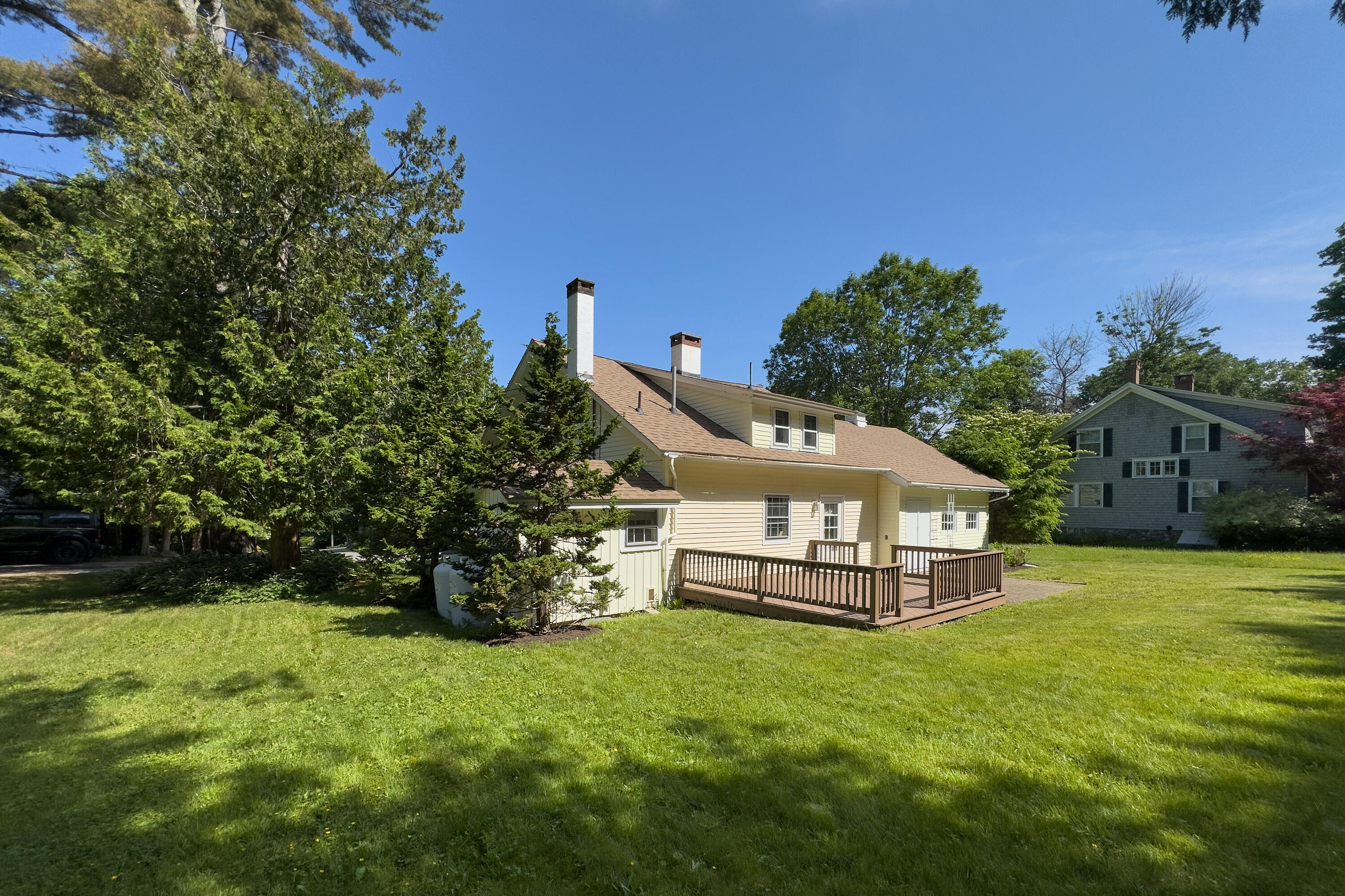 6 Highland Avenue