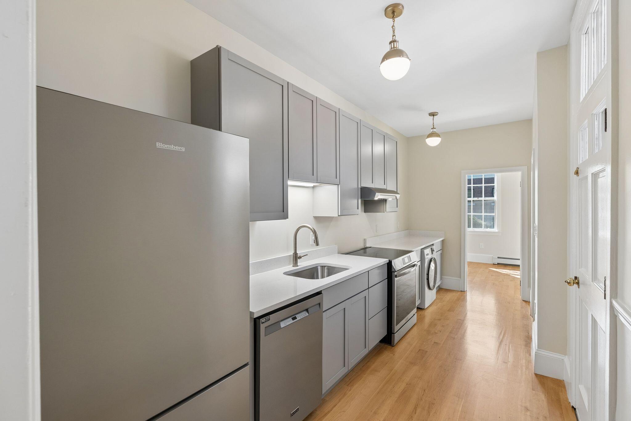 140 Pine Street 2