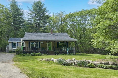 Photo of 31 Dewdrop Lane, Waldoboro, ME 04572 (MLS # 1665052)