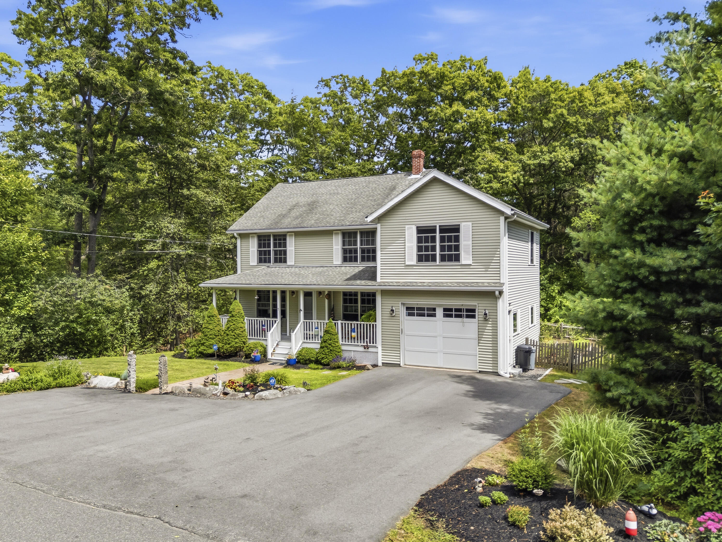 7 Scott Avenue