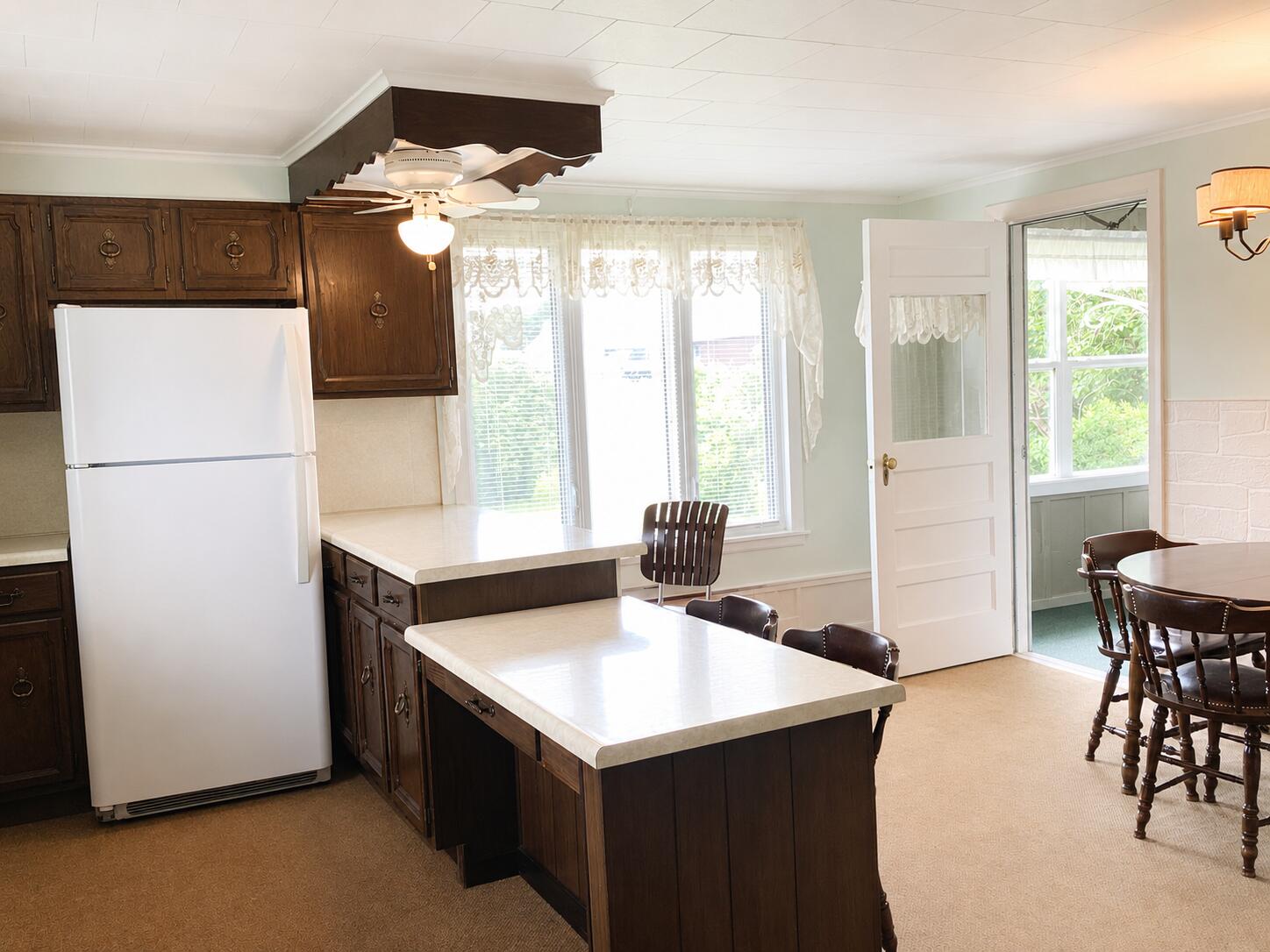 1077 Van Buren Road