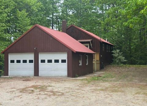 Photo of 140 Central Avenue, Limerick, ME 04048 (MLS # 1664763)