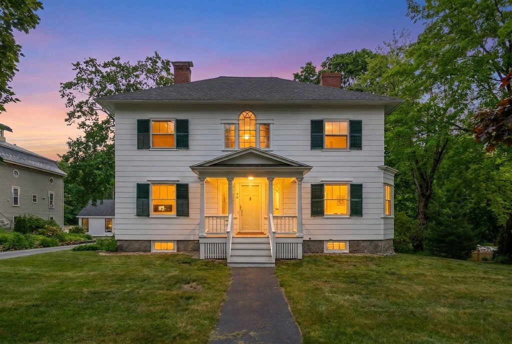 Photo of 40 Summer Street, Kennebunk, ME 04043 (MLS # 1668802)