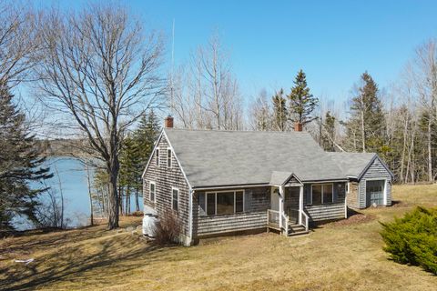 Photo of 519 Island Avenue, Saint George, ME 04859 (MLS # 1657864)