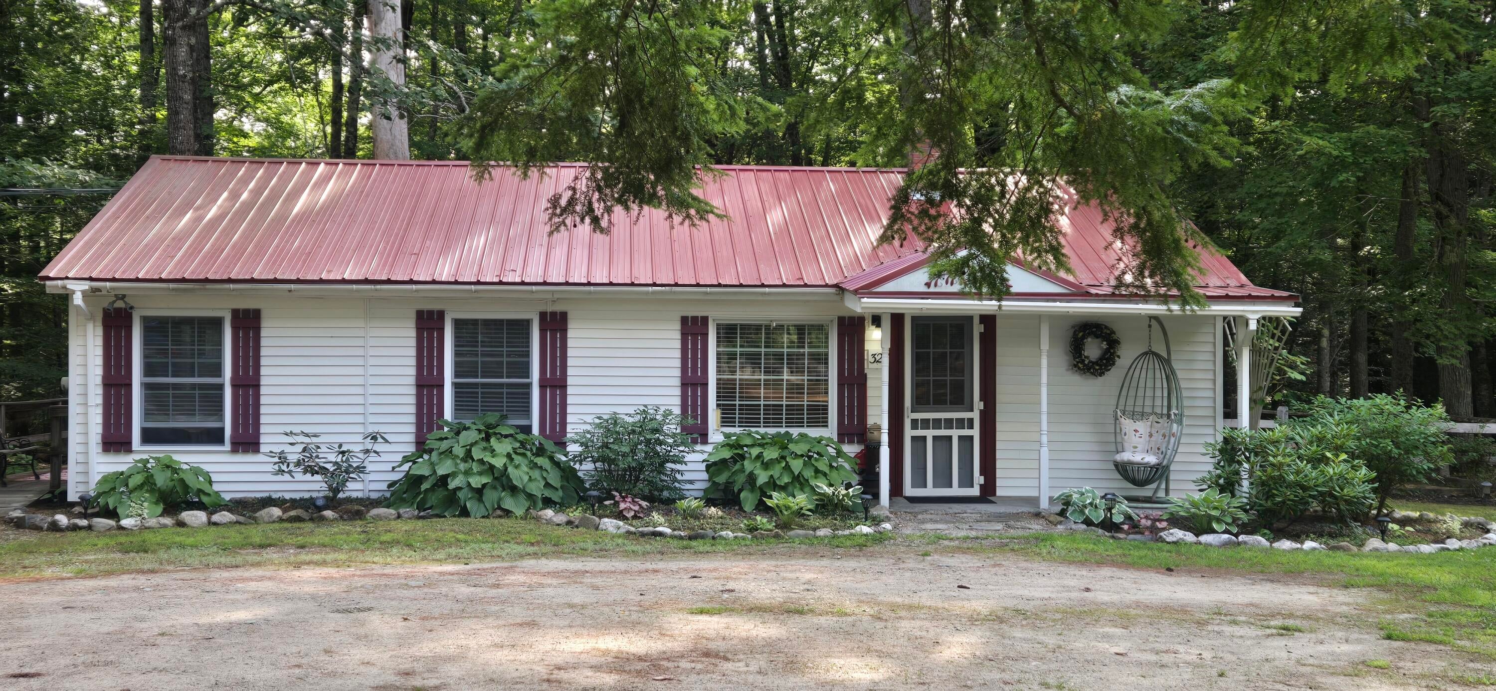 32 Middle Ridge Road
