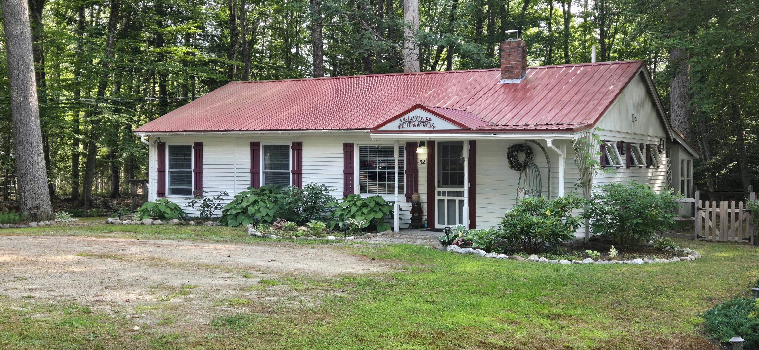 32 Middle Ridge Road