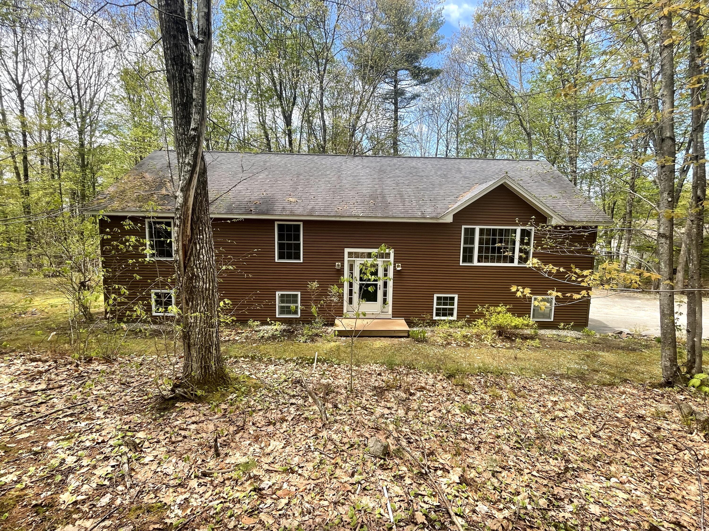 6 Eisenhower Court