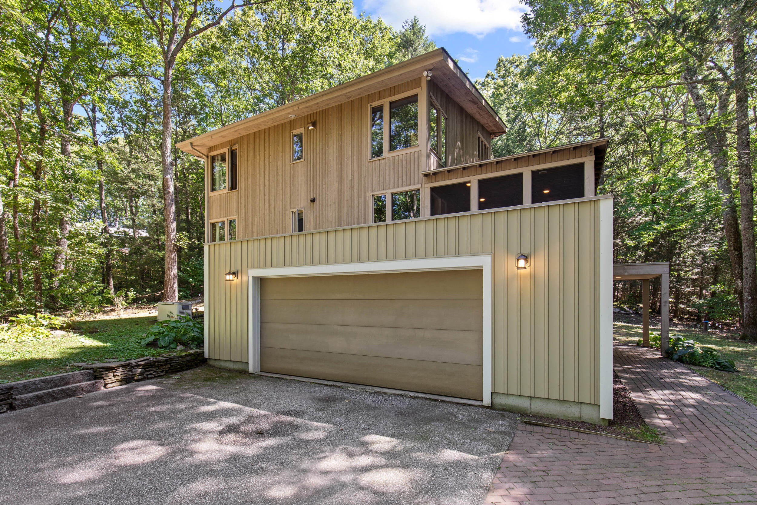 18 Mill Ridge Road