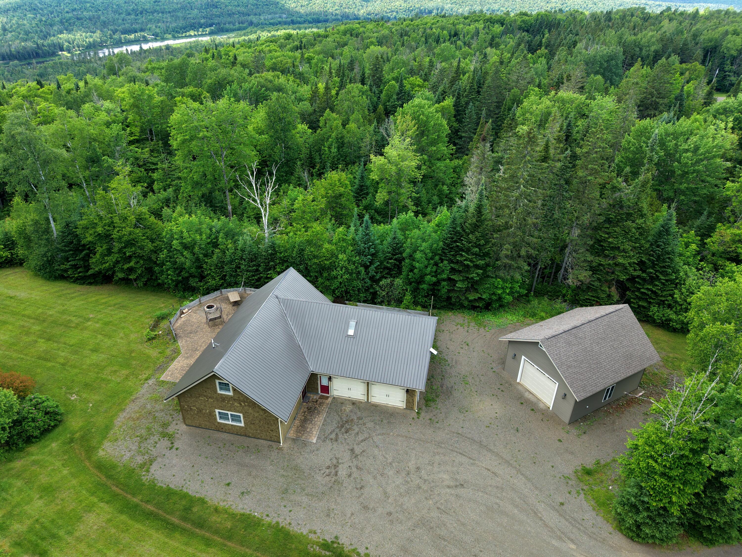 408 Richardson Road