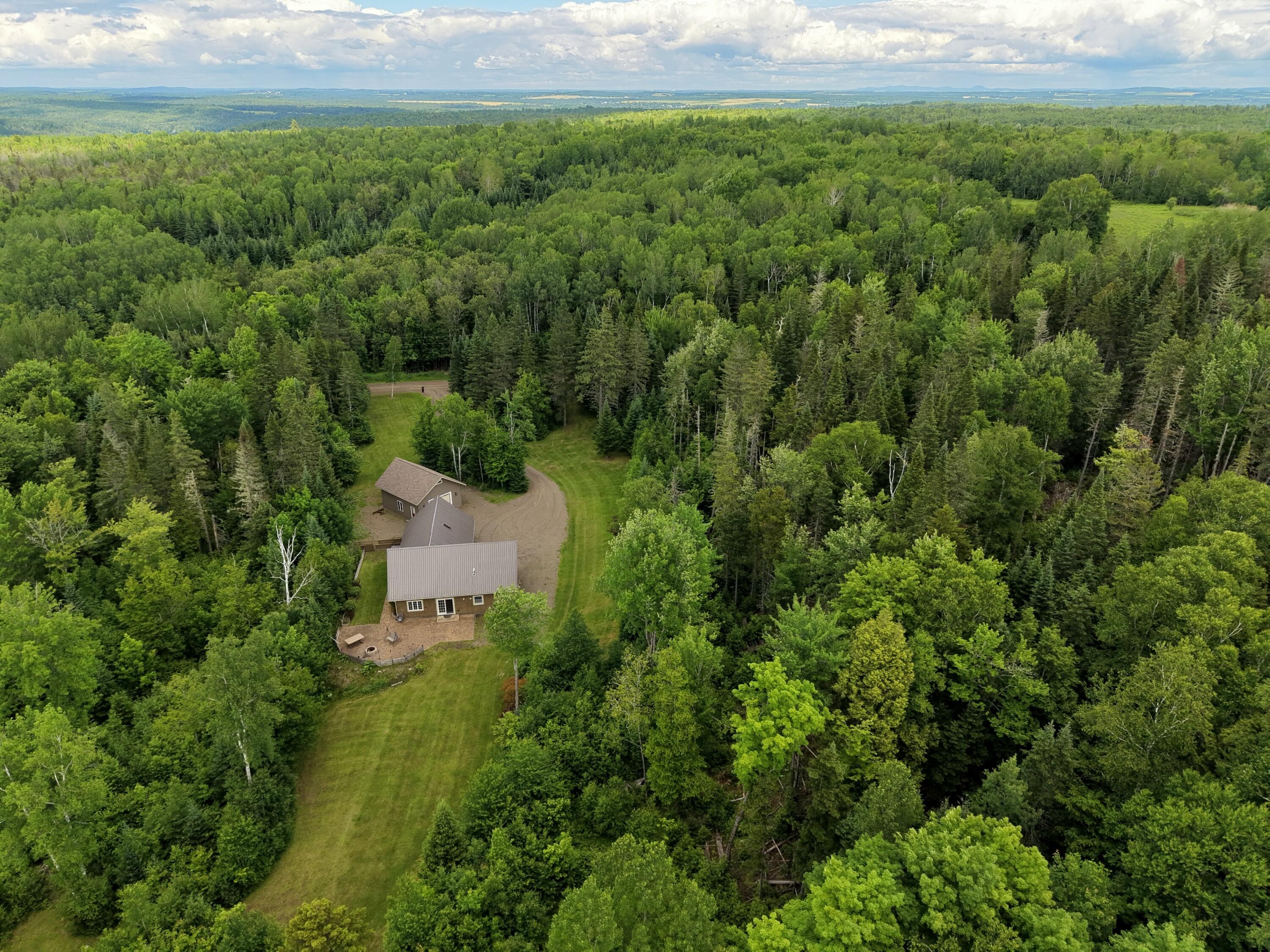 408 Richardson Road