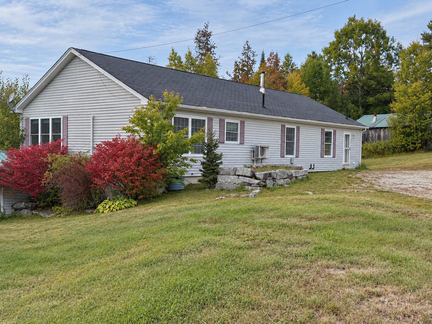 1196 Great Pond Road