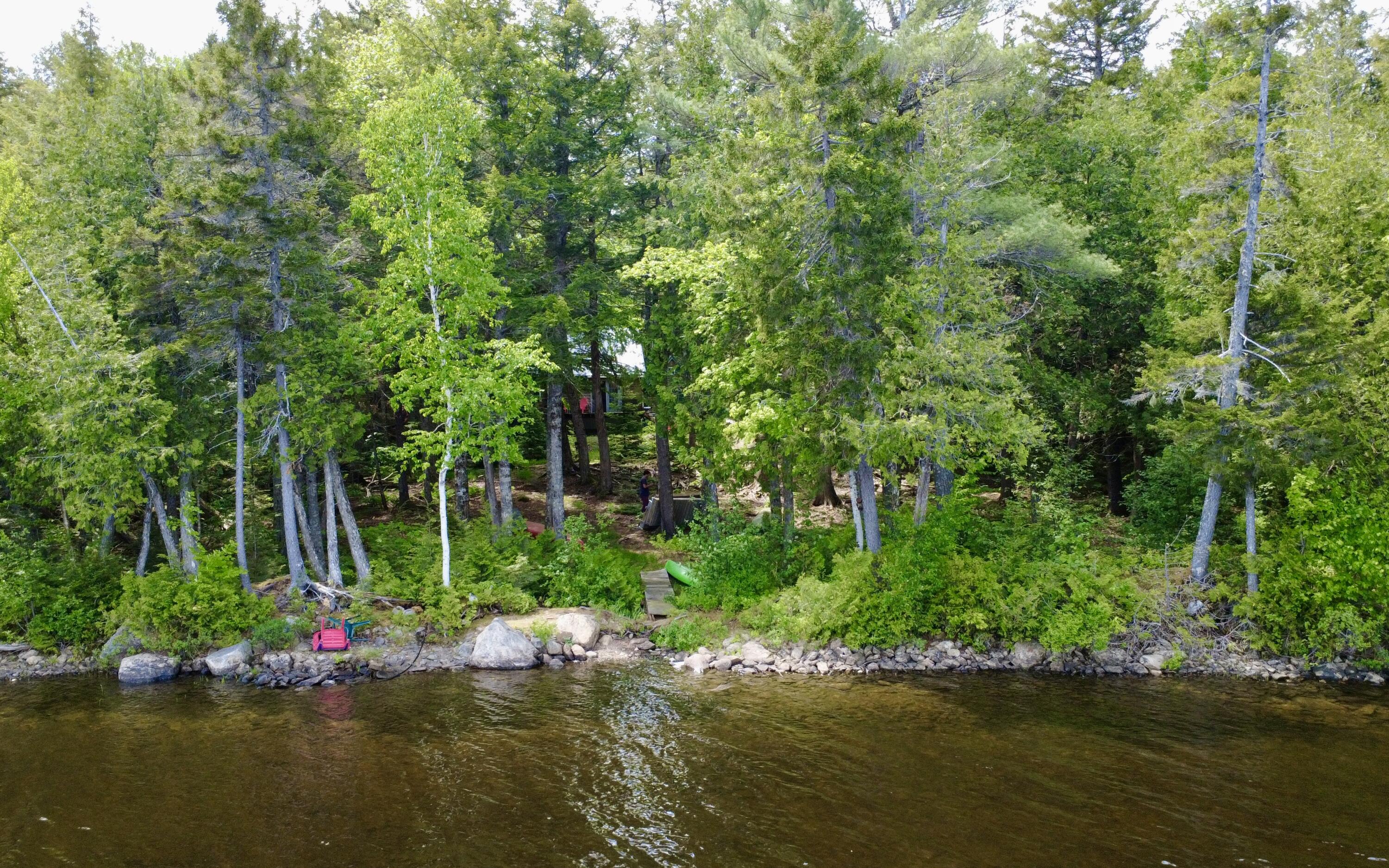 561 Lakeview Road