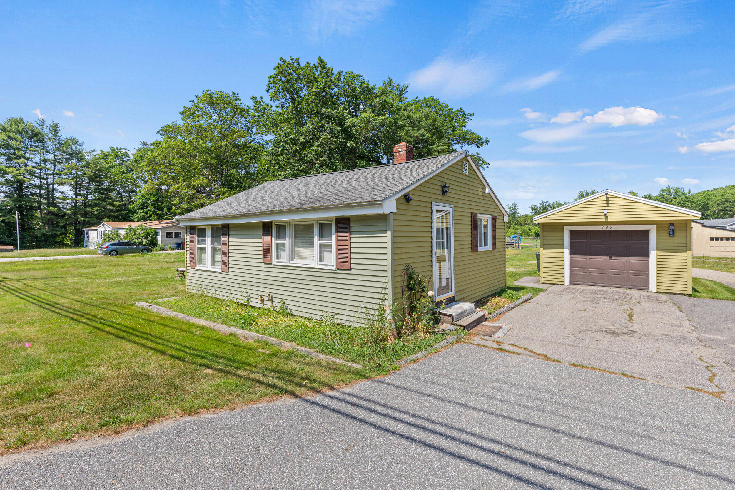 295 Buxton Road