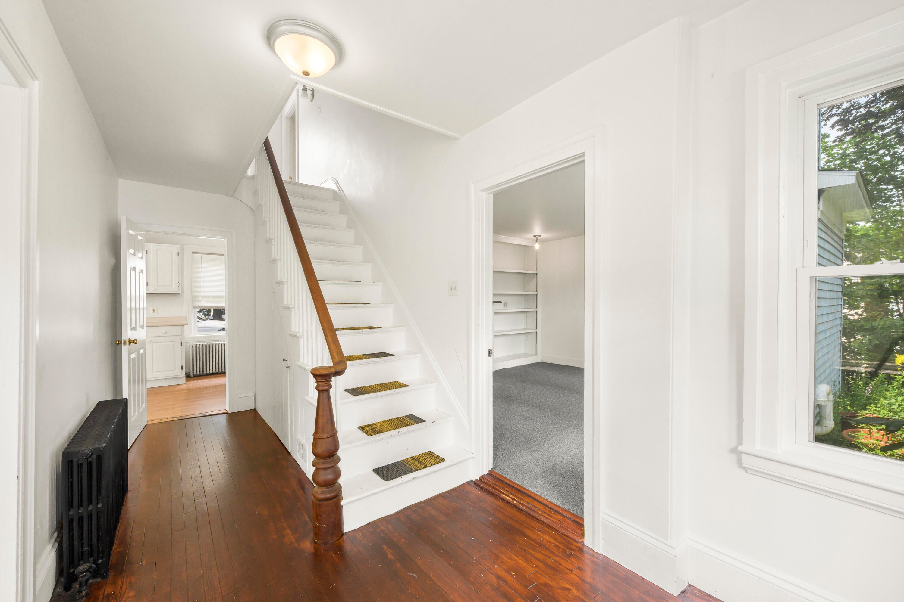 9 Pleasant Street
