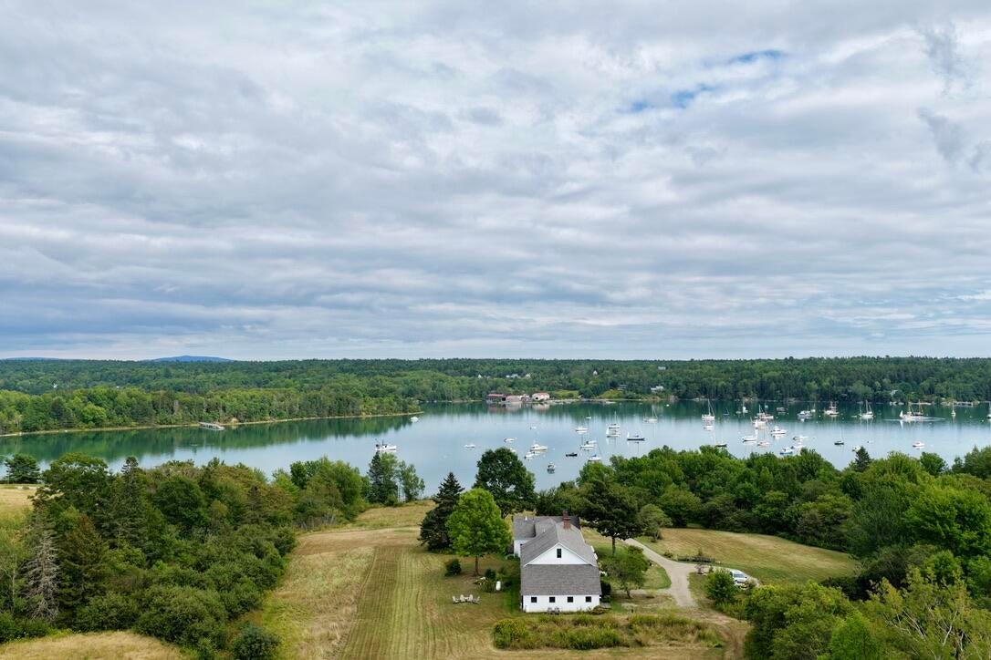 87 Carter Point Road