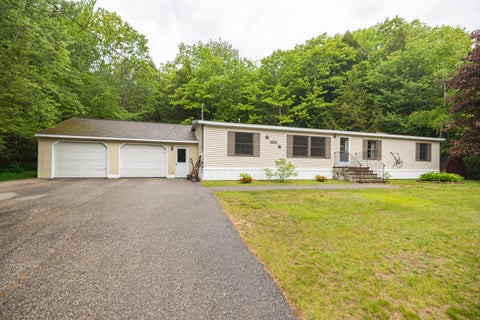 Photo of 71 Kyle Lane, Auburn, ME 04210 (MLS # 1664835)