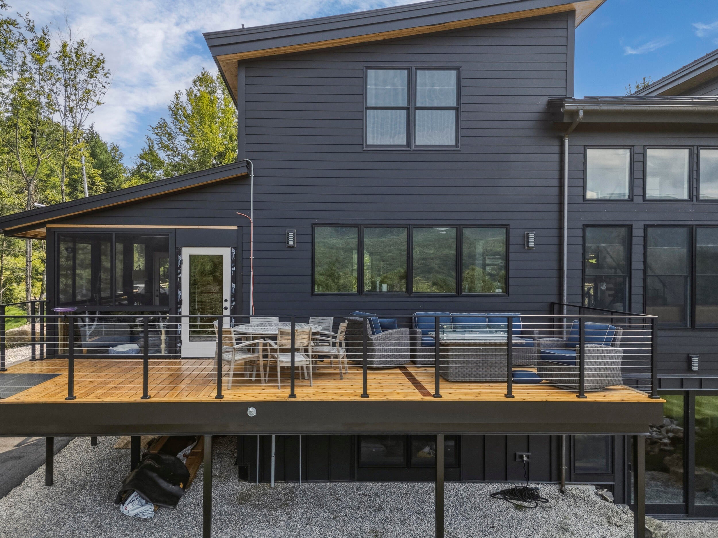 72 Morganite Way