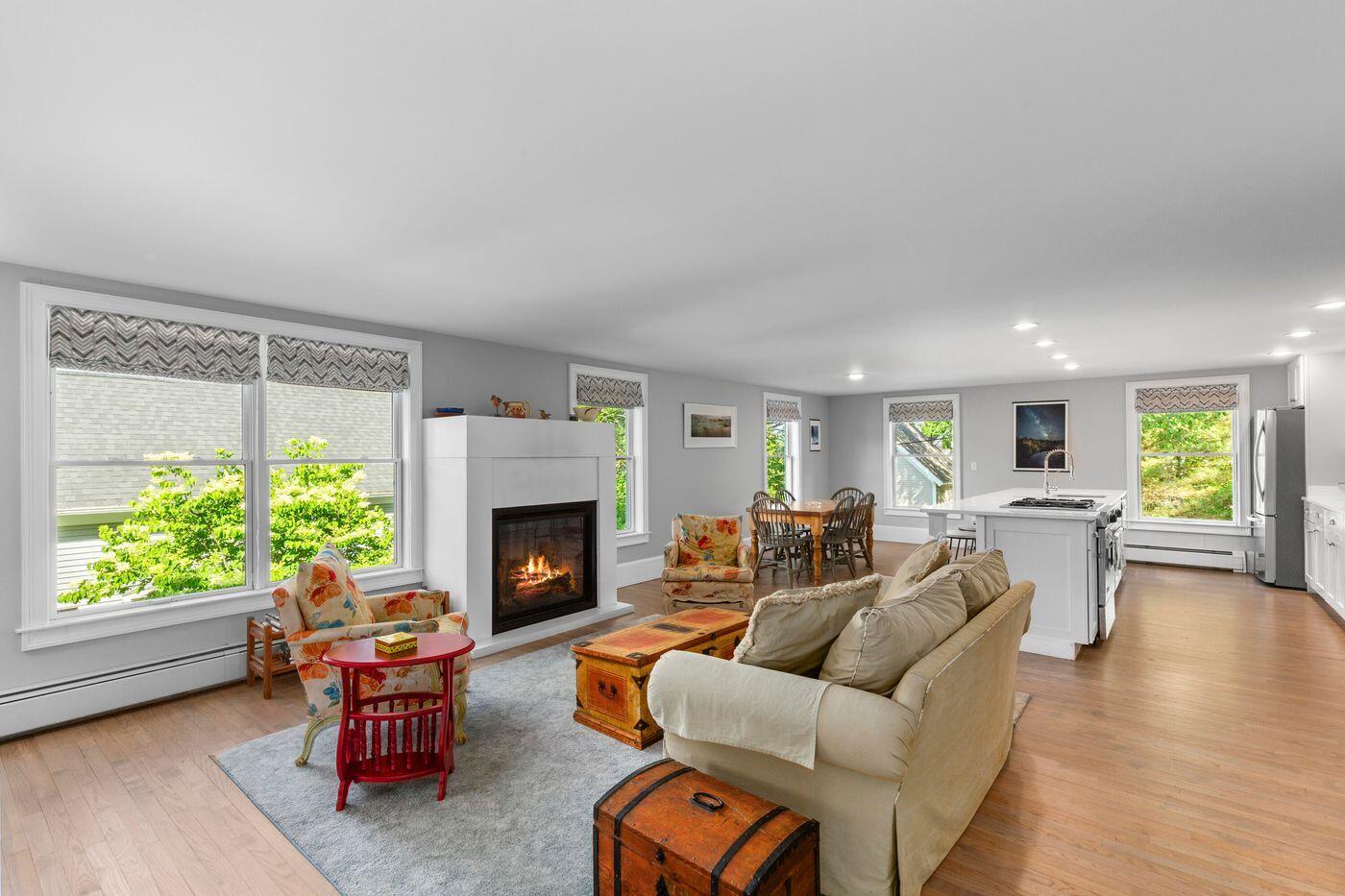 9 Chestnut Hill Street