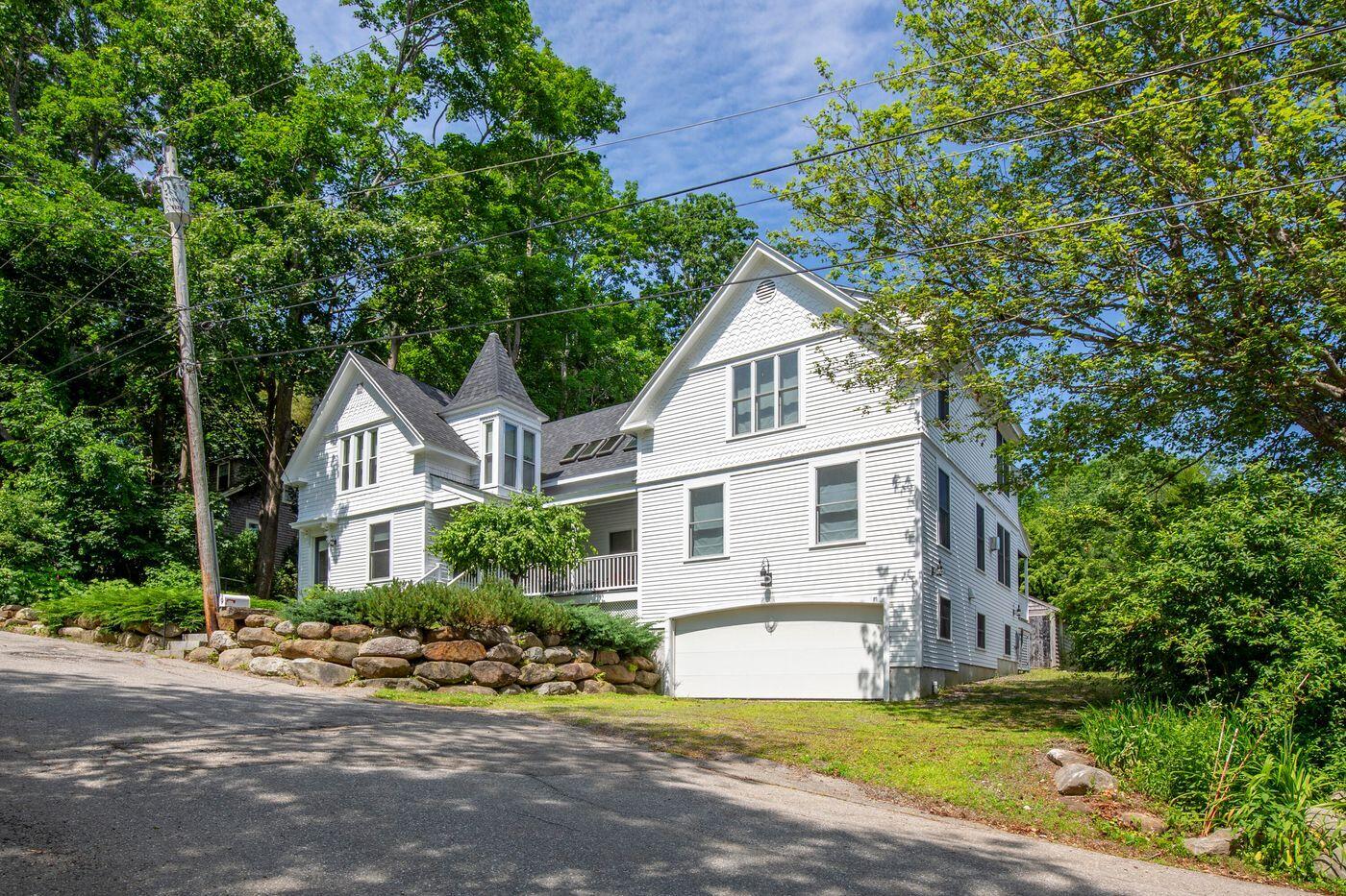 9 Chestnut Hill Street
