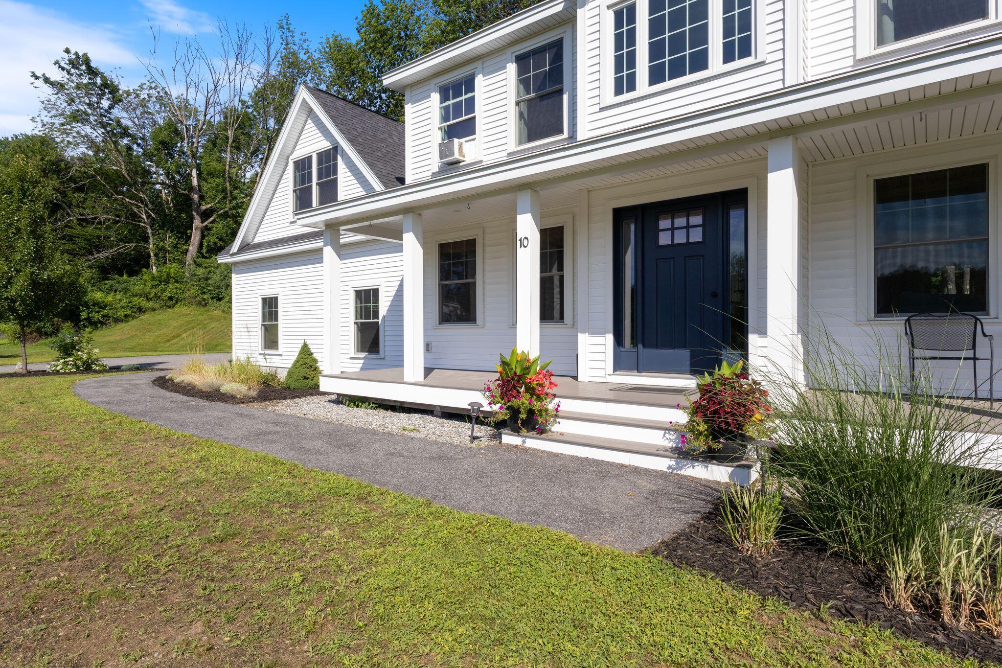 10 Charlan Lane