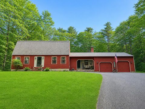 Photo of 24 Gloria Street, Gorham, ME 04038 (MLS # 1665136)