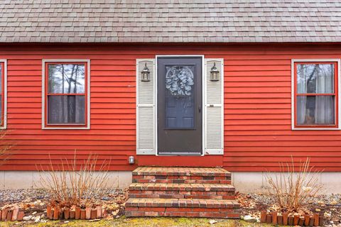 Photo of 24 Gloria Street, Gorham, ME 04038 (MLS # 1665136)