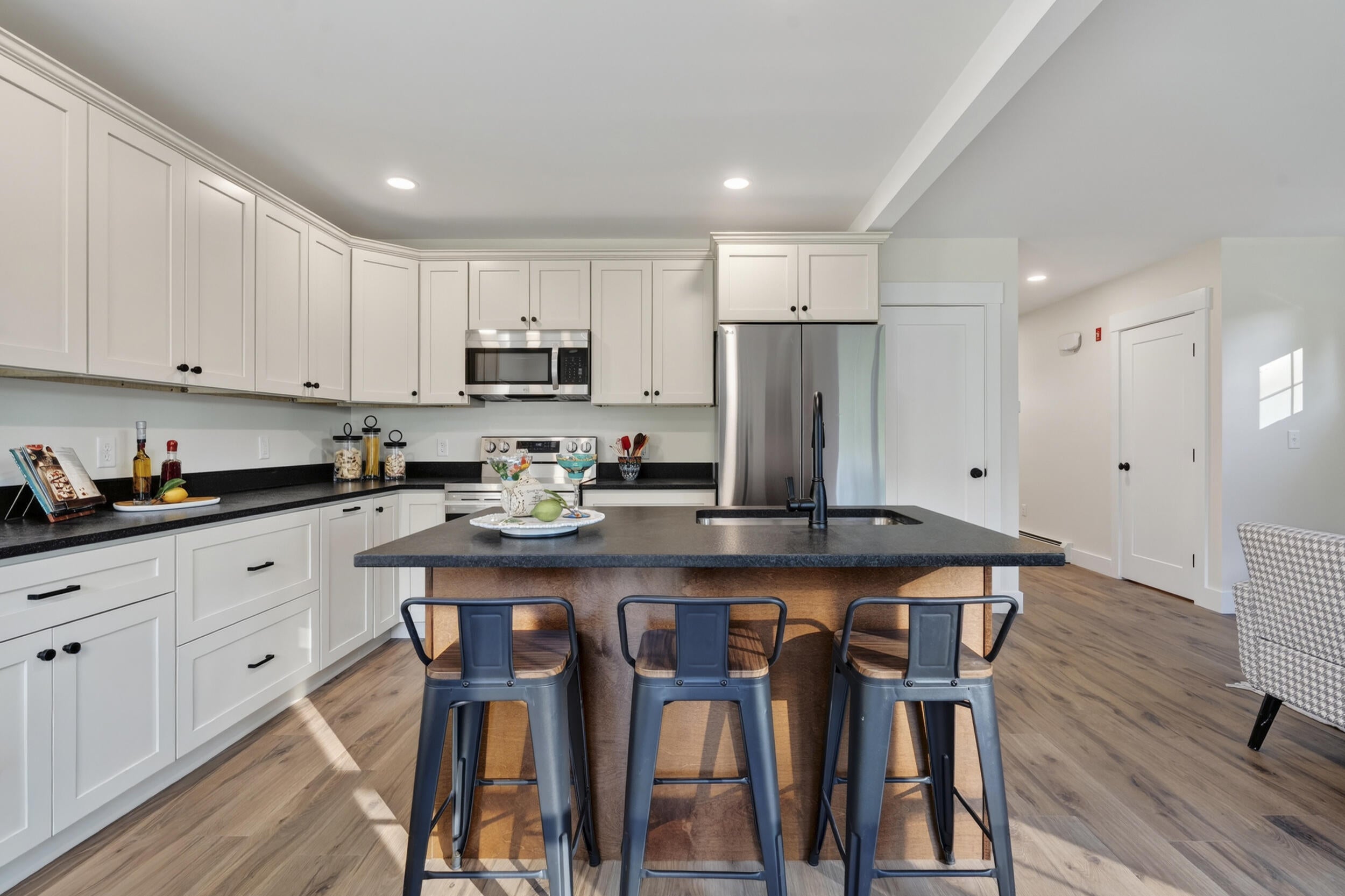 7 Dolley Farm Road 18