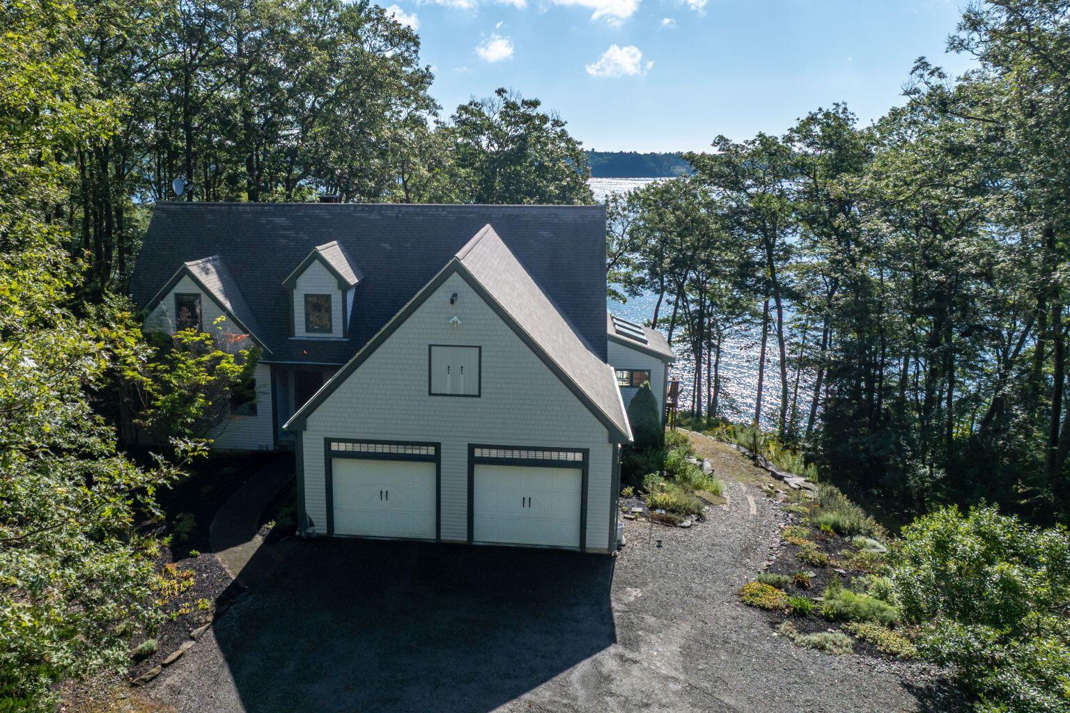 5 Southern Point Road