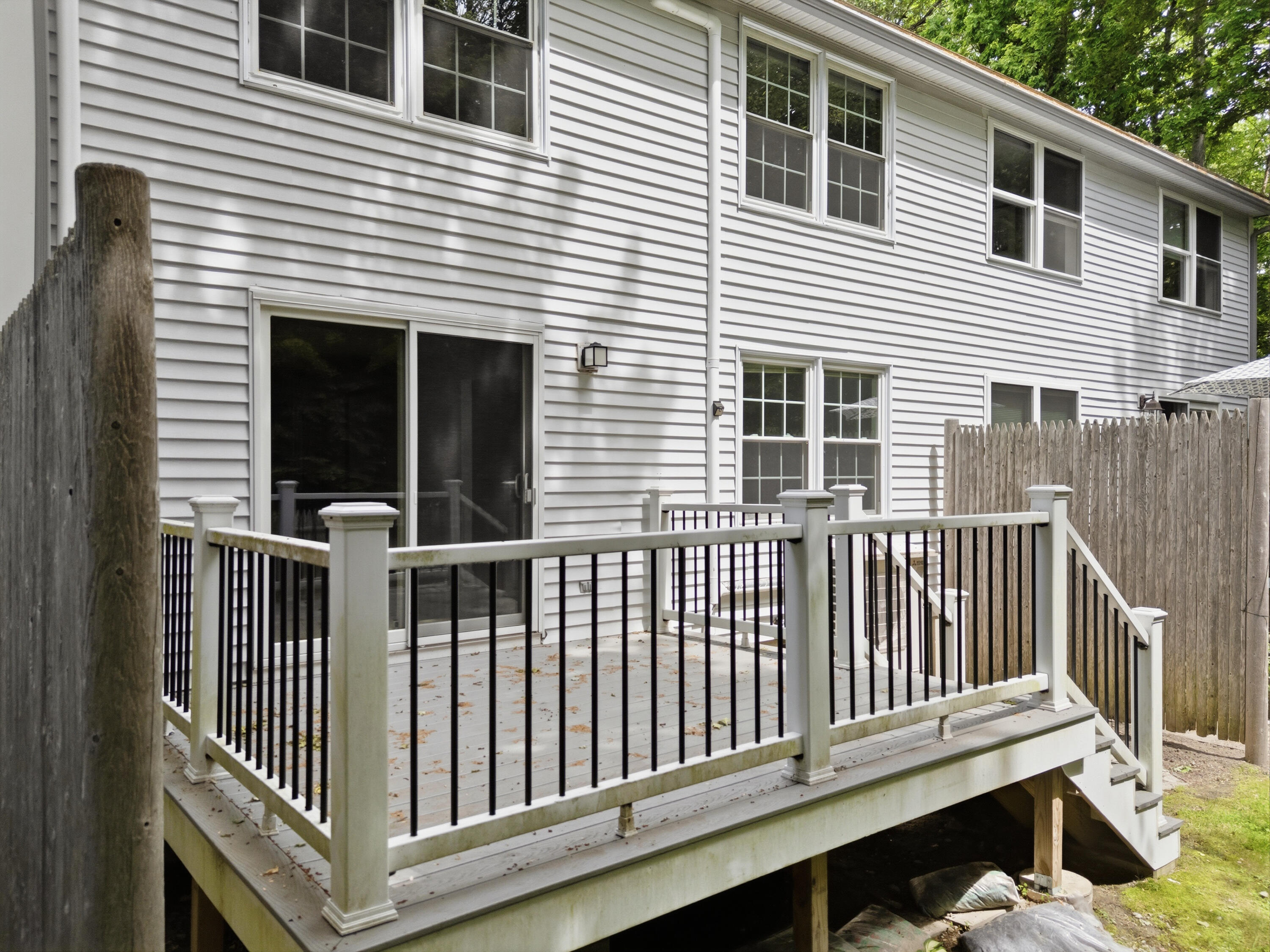 111 Bradley Street 2