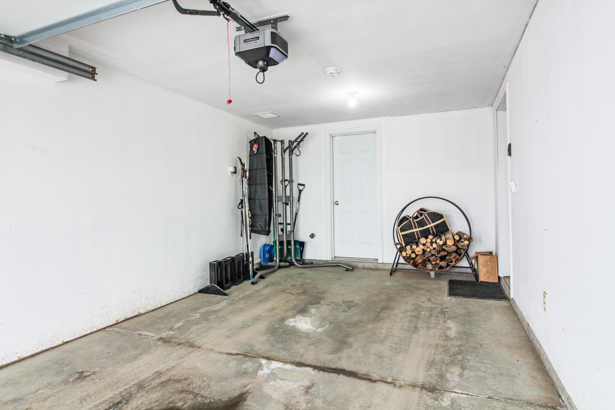 135 Vernon Street 1C