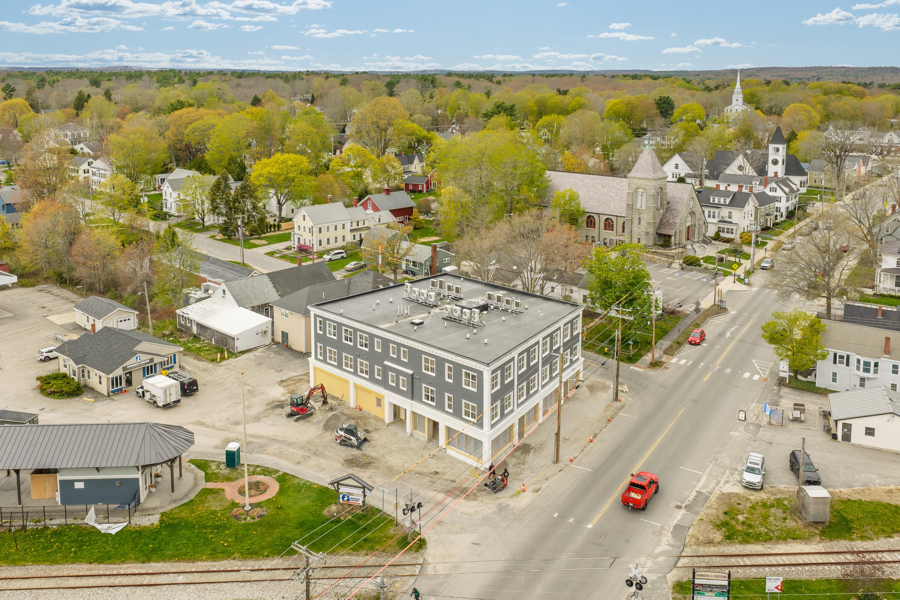 298 Main Street 2F