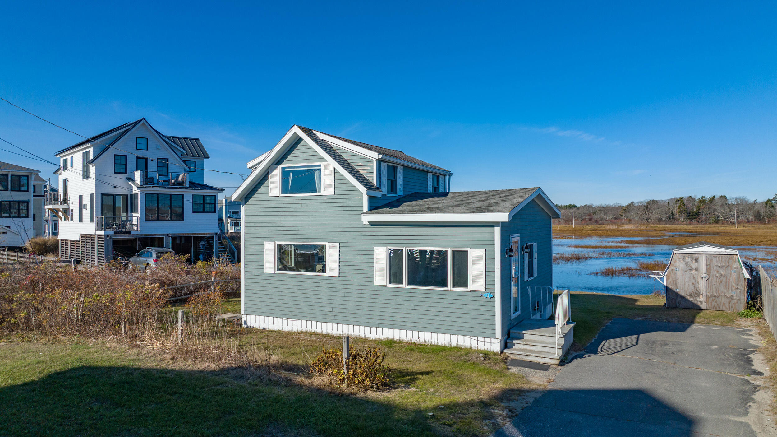 2 White Sands Lane