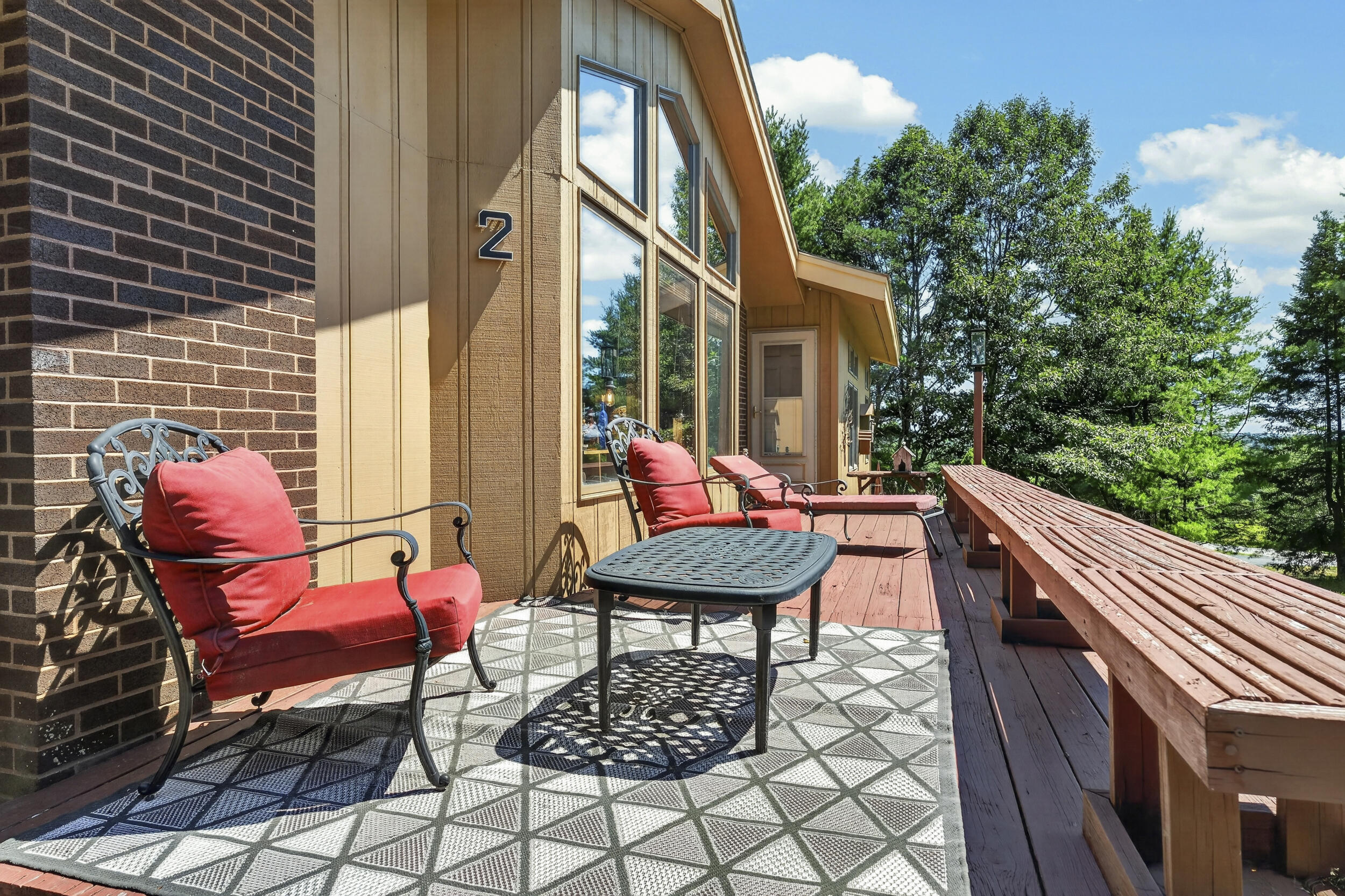 2 Brookfield Road