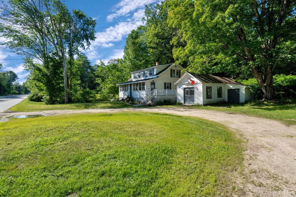 Photo of 1328 Roosevelt Trail, Naples, ME 04055 (MLS # 1669281)