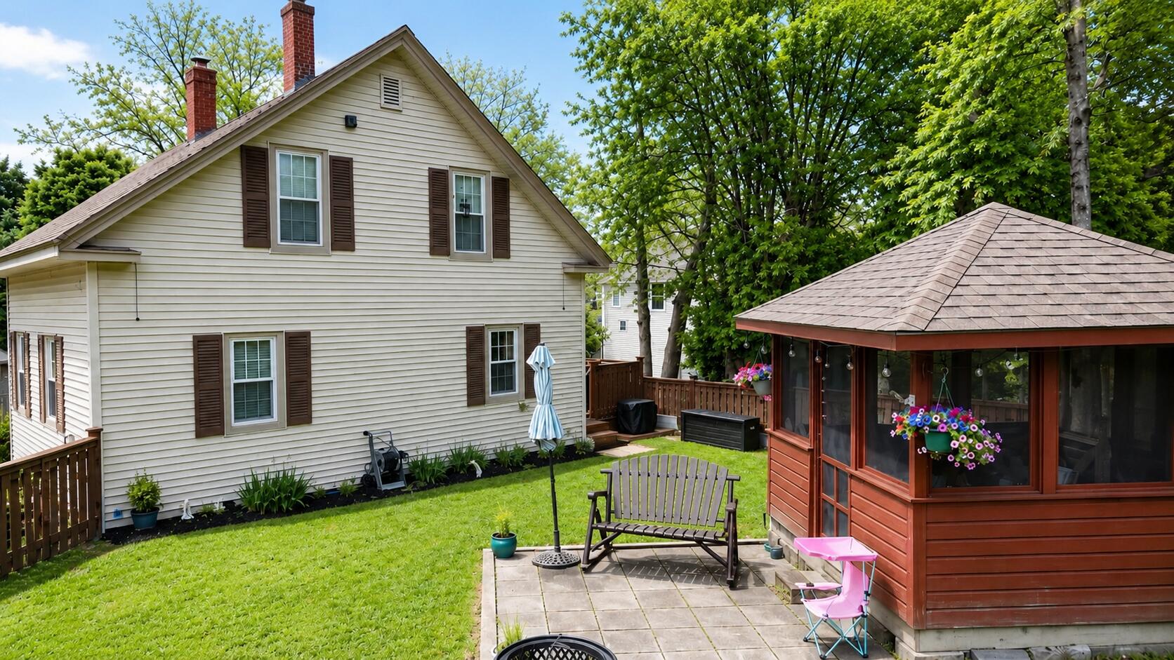 10 Danforth Street