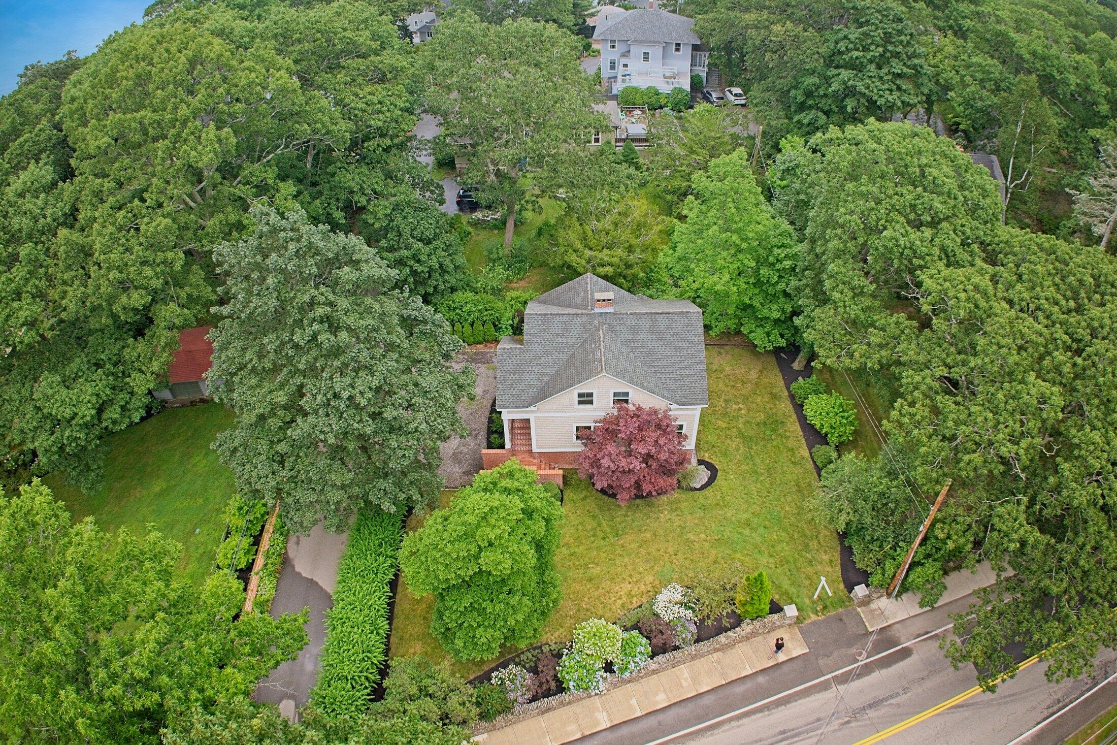 920 Shore Road